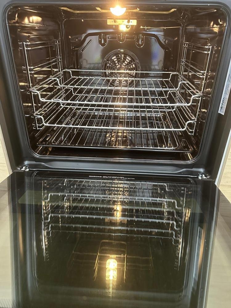 Oven interior after deep cleaning